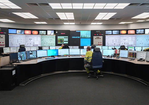 (Photo shoot 0124-021) Ratcliffe Power Station in Nottinghamshire under full load with all 4 turbines running during a cold spell of weather.